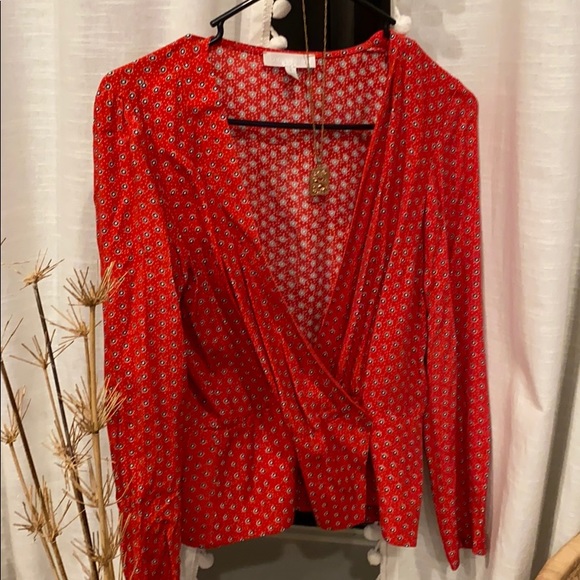 • Boho Flower Plunging Blouse • - Picture 4 of 6